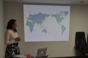 ドミニカ,ドミニカ共和国大使館,バンデーラ,第怖ビルディング,大使館ビル,マコリックス,国歌,メレンゲ,パラニーニョ