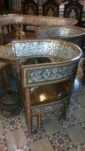 シリア大使館,シリア,ワリフ大使,シリア大使,館内,アラビアコーヒー,パルミラ,ダマスカス,アルファベット,アレッポ,アレッポ城,マアルーラ